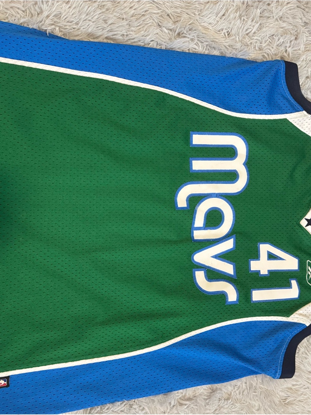 Vintage Reebok Dirk Nowitzki Dallas Mavericks Green Jersey Size L Swingman
